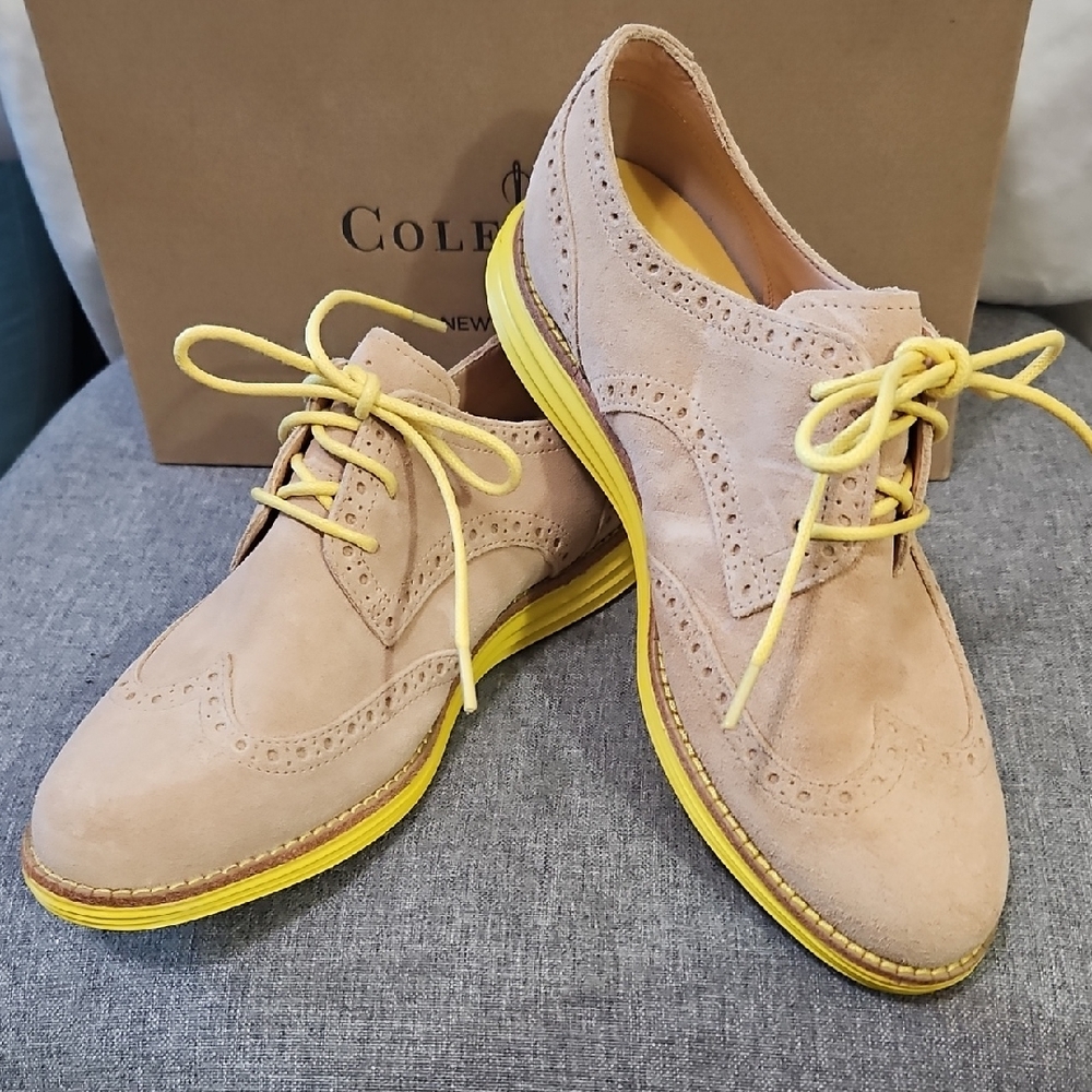 Cole Haan Women's Size 6.5 Sandstone Suede Oxfords with Yellow Sunlit Soles